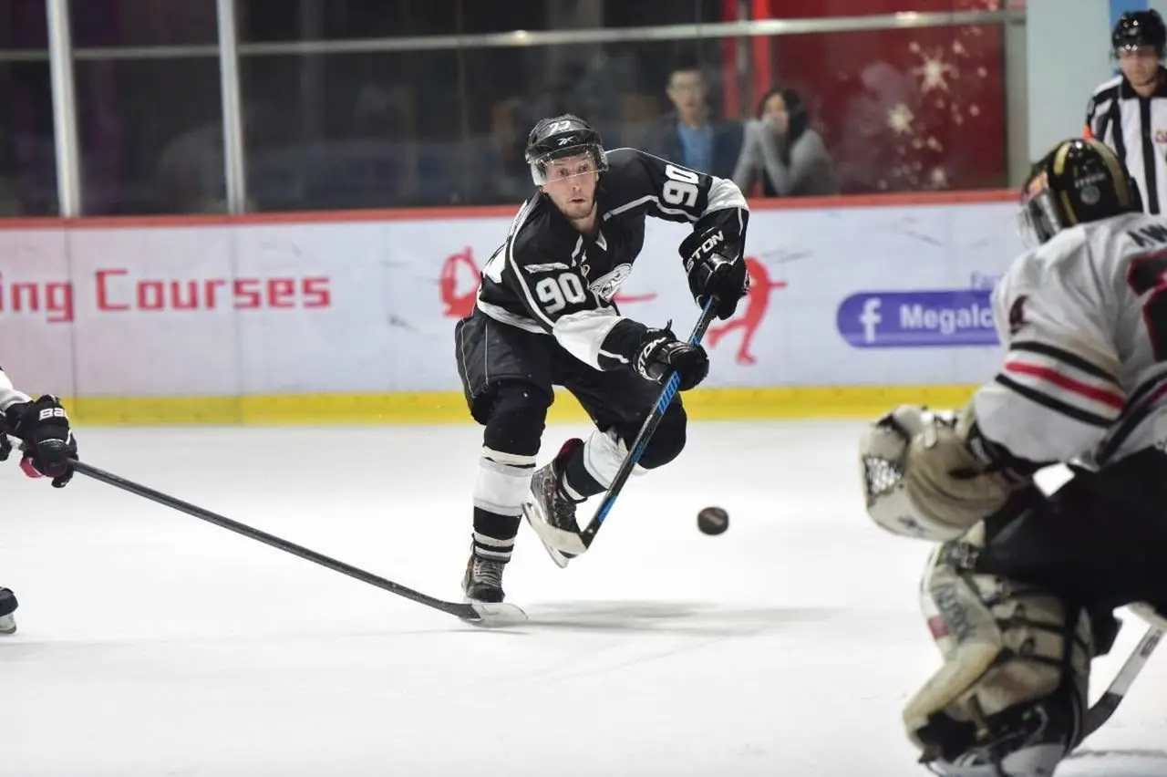 Antonin Chiberches a commencé par le hockey avant de se lancer pleinement dans le Ice Cross