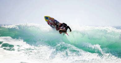 Erin Brooks à Trestles/Crédit photo Emma Sharon/World Surf League