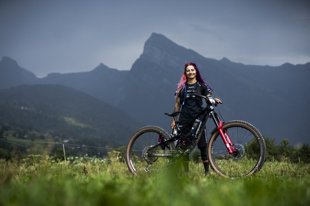 Isabeau Courdurier, championne du monde VTT Enduro 2024 / Crédit photo Rick Schubert