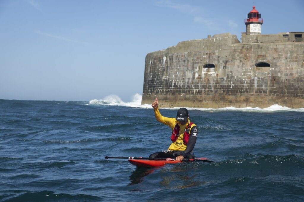 Une belle traversée de la Manche en supfoil pour Erwan Jauffroy - Crédit photo Pierre Bouras Photographie