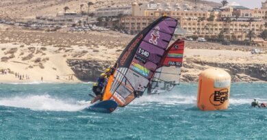 Matteo Iachino à Fuerteventura/Crédit photo John Carter/PWA World Tour