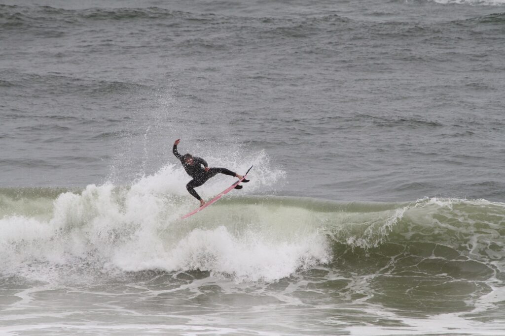 Renan Grainville, surfeur français